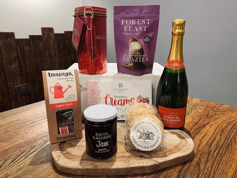Products included in the Home is Where Mum is Champagne hamper