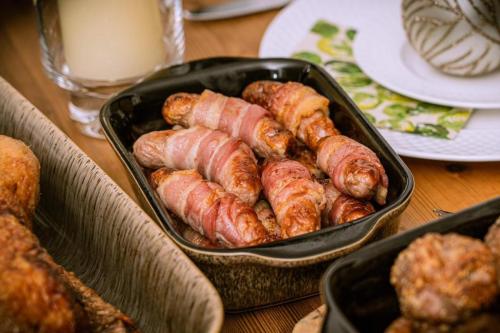 Becuase-no-Christmas-Dinner-is-complete-without-Pigs-in-Blankets